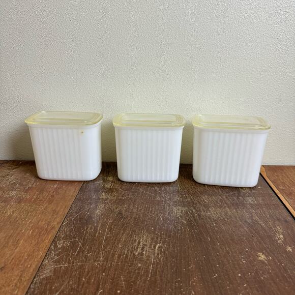 Set of 3 Hazel Atlas white milk glass Refrigerator containers with lids - Picture 1 of 13